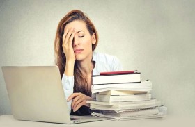 لمن يشعر بالتعب دائماً.. 10 عادات يومية يجب أن تتخلص منها