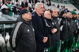 منتخب الجزائر أمام أزمة في حراسة المرمى بعد جراحة لماستيل 