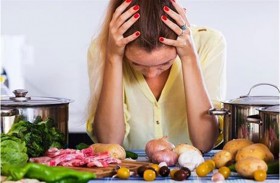 الصداع بعد تناول الطعام.. الأسباب والعلاج