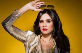 معجب يطلب الزواج من ياسمين عبدالعزيز.. هكذا كان ردها