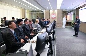 شرطة أبوظبي تطّلع وفدًا روسيًا على الأنظمة الأمنية المتطورة