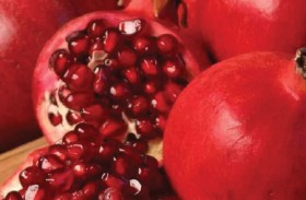 وفاة طفل اختناقًا بحبة رمان