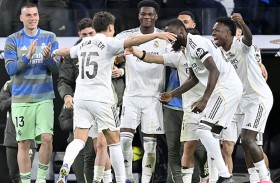 ريال يواصل الضغط على برشلونة برباعية في مرمى إلتشي