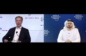 القرقاوي يستعرض أبعاد التجربة الإماراتية الرائدة أمام القمة العالمية لرواد التغيير