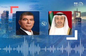 عبدالله بن زايد و وزير خارجية إسرائيل يدشنان خطوط الاتصال بين البلدين