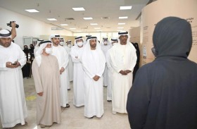 افتتاح معرض خزائن المعرفة في خمسين عاما بمكتبة زايد 