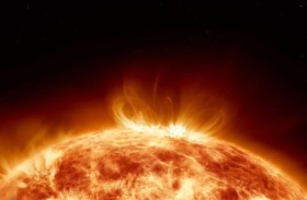 عاصفة شمسية عظمى تهدد الأقمار الصناعية