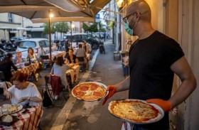 بريطانيا تمنع عروض اشترِ واحدة واحصل على الأخرى مجانا