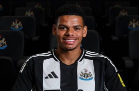 نيوكاسل يضم المهاجم الشاب الدنماركي أوسولا 