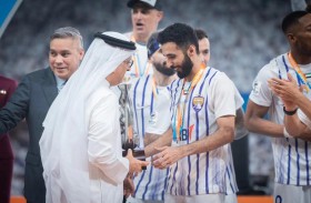 رئيس الاتحاد الآسيوي يهنئ نادي العين باللقب القاري