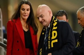 رئيس «فيفا» يشيد بنجاح مونديال السيدات