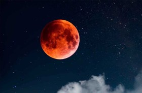 ظاهرة نادرة.. القمر الدموي يظهر في الـ3 من مارس
