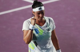 جابر تحتفظ بآمالها وشفيونتيك تهزم غوف في دبليو تي ايه 