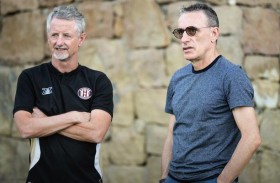 الجهاز الفني لمنتخبنا الوطني يختتم زياراته لمعسكرات الأندية