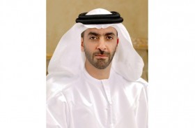 سيف بن زايد يطلع على مخرجات إدارة المكافآت السلوكية بـوزارة اللا مستحيل