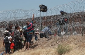 بسبب ملف الهجرة.. «حرب الأساقفة» الأمريكيين وإدارة ترامب تتصاعد  .