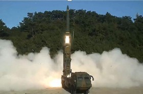 سيول تجري مناورات عسكرية بعد إطلاق كوريا الشمالية صواريخ 