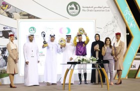 «فخر» و «جليل» و «التبر» تتصدر المشهد في سباق أبوظبي للفروسية