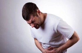 عادات غذائية تدمر الأمعاء