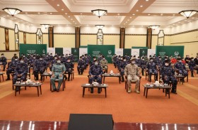 الشعفار يشهد حفل تخريج 4 دورات تخصصية في نادي ضباط شرطة دبي