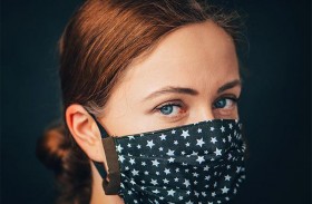3 نصائح لتظهر ابتسامتك للآخرين أثناء ارتداء الكمامة