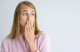 كشف طريقة للتخلص من رائحة الفم الكريهة