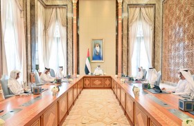 منصور بن زايد: القيادة الرشيدة حريصة على النهوض بالكفاءات الوطنية في الاقتصاد والتنمية