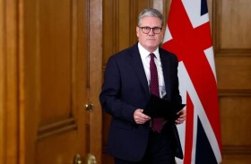 ستارمر وأوروبا.. التعاون الدفاعي يصطدم بـ «المال» وإرث بريكست