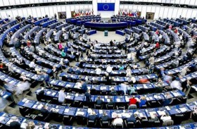 البرلمان الأوروبي يرفض مذكرة حجب الثقة عن المفوضية الأوروبية ا