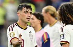 الصورة تكتسح الإنترنت.. بيدري يفي بوعده لجمهور منتخب إسبانيا