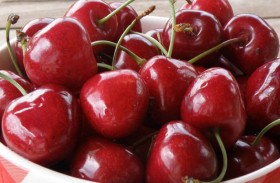 ماذا يحصل لجسمنا عند تناول الكرز يوميا؟