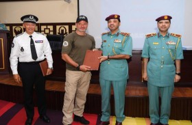 شرطة رأس الخيمة تخرج دورة التدخل السريع SWAT بالتعاون مع الشرطة الفرنسية