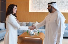 ولي عهد أم القيوين يستقبل سفيرة الباراغواى