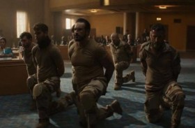 باريس تندد بطريقة تقديم فيلم «بلاك بانثر» لجنود فرنسيين   .