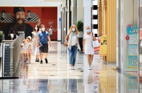 مفاجآت صيف دبي تقدم منحاً دراسية  لمساعدة العائلات على دفع رسوم المدارس