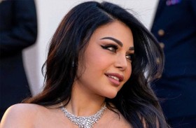 هيفاء وهبي تتصدى لفيديوهات مفبركة 