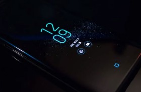 علامات تنذر بالخطر.. شخص ما يتجسس على هاتفك