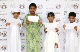 مجلس أولياء أمور الطلبة والطالبات في دبا الحصن يكرم عشرين طالبا شاركوا في مسابقاته الوطنية 