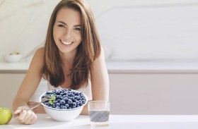 هل يساعد التوت البري على خفض ضغط الدم؟.. خبراء يجيبون