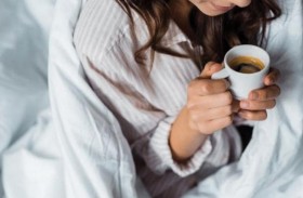 تناول القهوة السوداء على معدة خاوية مفيد.. ولكن!