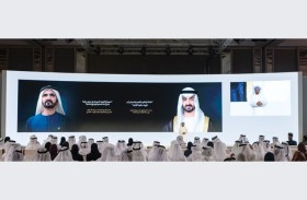 محمد بن راشد: الإمارات بقيادة رئيس الدولة مستمرة في تطوير العمل الحكومي