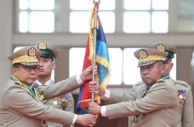   انتخاب قائد المجلس العسكري البورمي نائبا للرئيس 