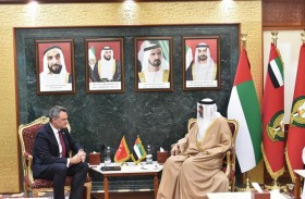 البواردي يلتقي سفير تركيا لدى الدولة