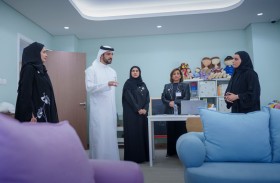 سلطان بن أحمد القاسمي يزور كنف بيت الطفل في الشارقة
