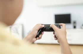 الألعاب الإلكترونية خطر يحدق بالأطفال ...والسبيل للنجاة بيد الأهل