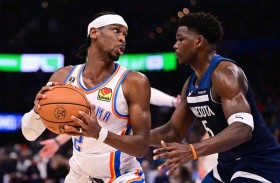 شاي يواصل سلسلته التهديفية في فوز ثاندر على تمبروولفز 