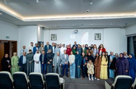 جمعية الصحفيين الإماراتية تنظم ورشتين تدريبيتين في «إتيكيت العمل والبروتوكول الدولي»