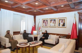 سفير الإمارات يلتقي وزيرة الإسكان والتخطيط العمراني في البحرين