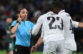 الفرنسية فرابارت أول سيدة تدير مباراة في كأس العالم