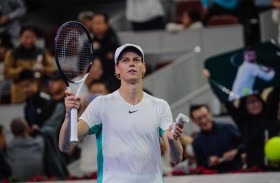 سينر وألكاراس يبلغان الدور الثاني في فلاشينغ ميدوز 